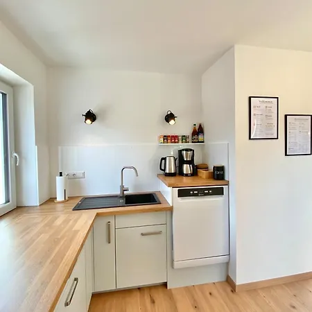 Moderneeg-wohnungimguenztal Apartmán *