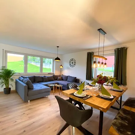 Apartmán Moderneeg-wohnungimguenztal *